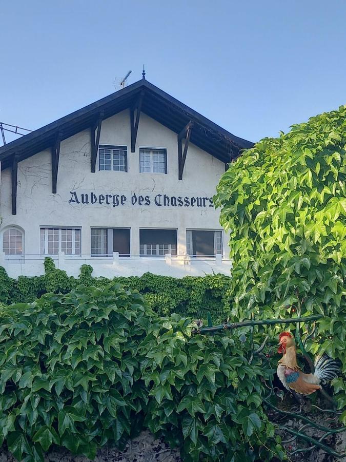 Auberge Des Chasseurs Echenevex Bagian luar foto