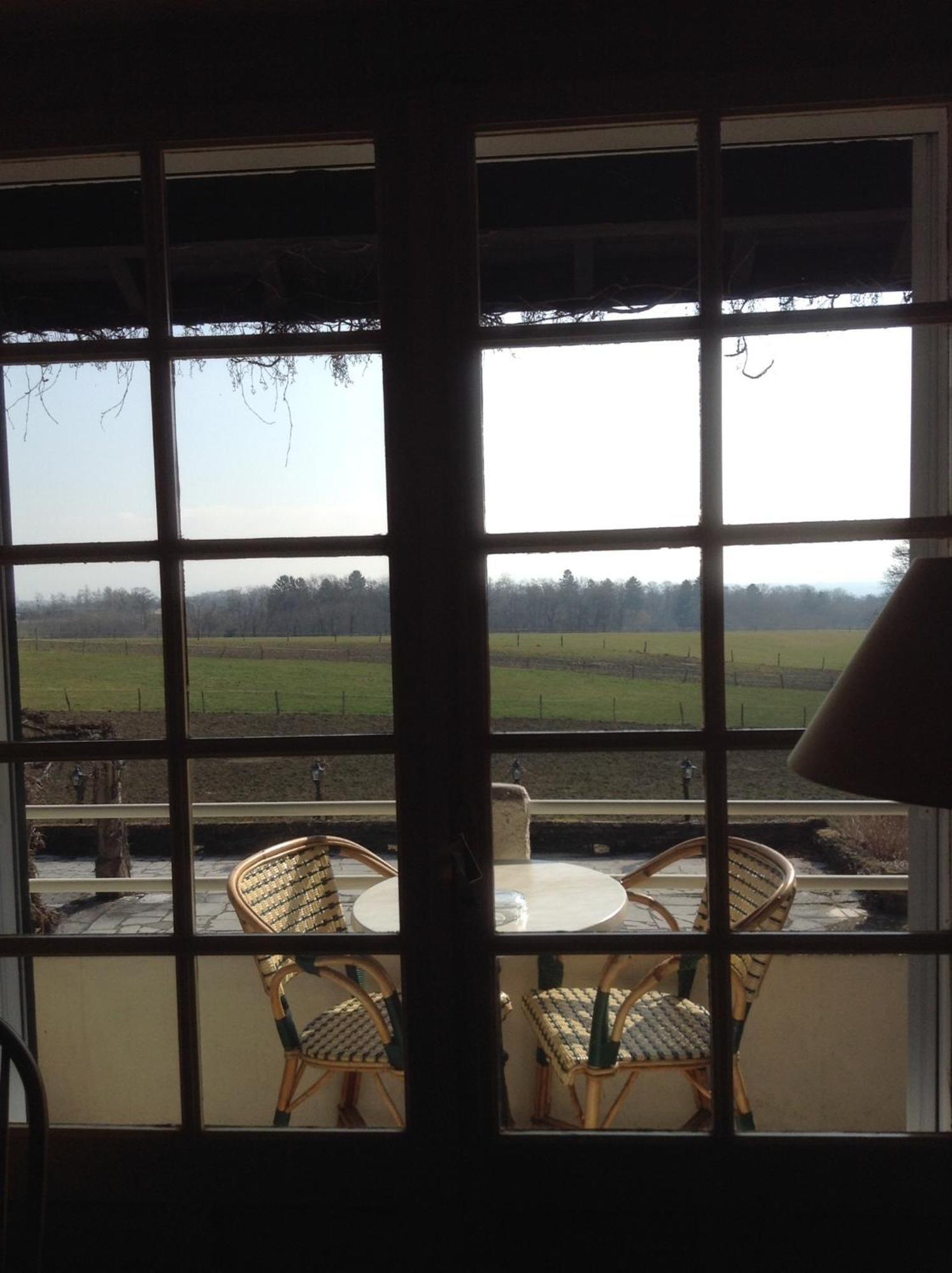 Auberge Des Chasseurs Echenevex Ruang foto