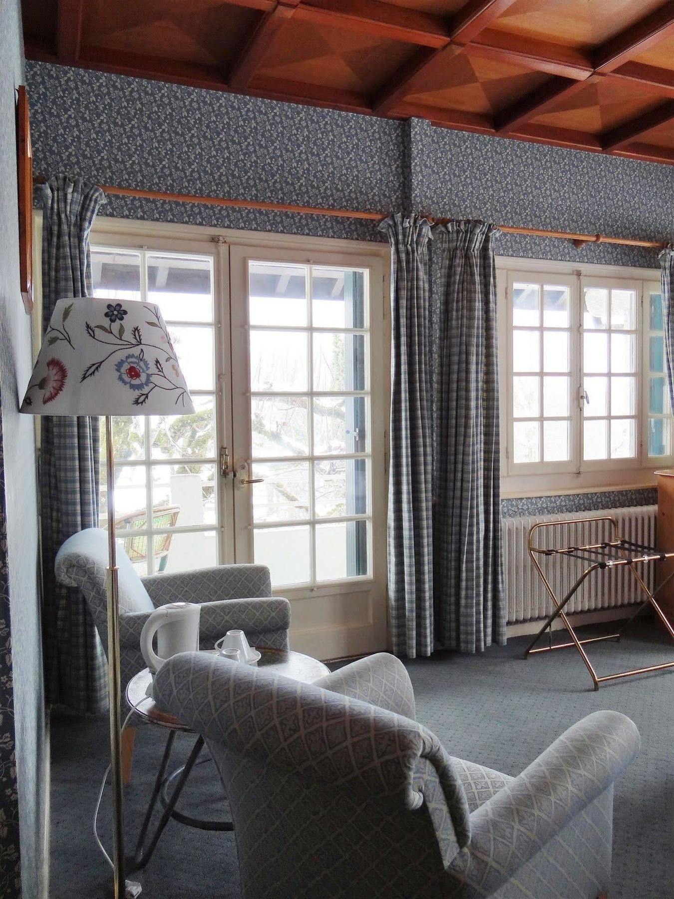 Auberge Des Chasseurs Echenevex Bagian luar foto